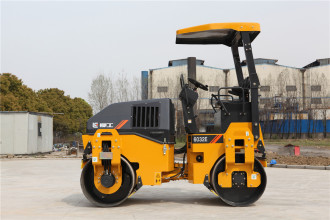 柳工6032E（雙驅(qū)單振）輕型壓路機