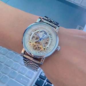 如何選擇機(jī)械手表？