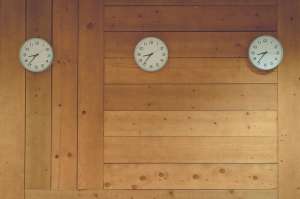 中纖板和生態(tài)板哪個好？生態(tài)板的特點是什么?