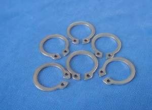 軸用彈性擋圈是干什么用的 A型和B型軸用彈性擋圈有何區(qū)別？